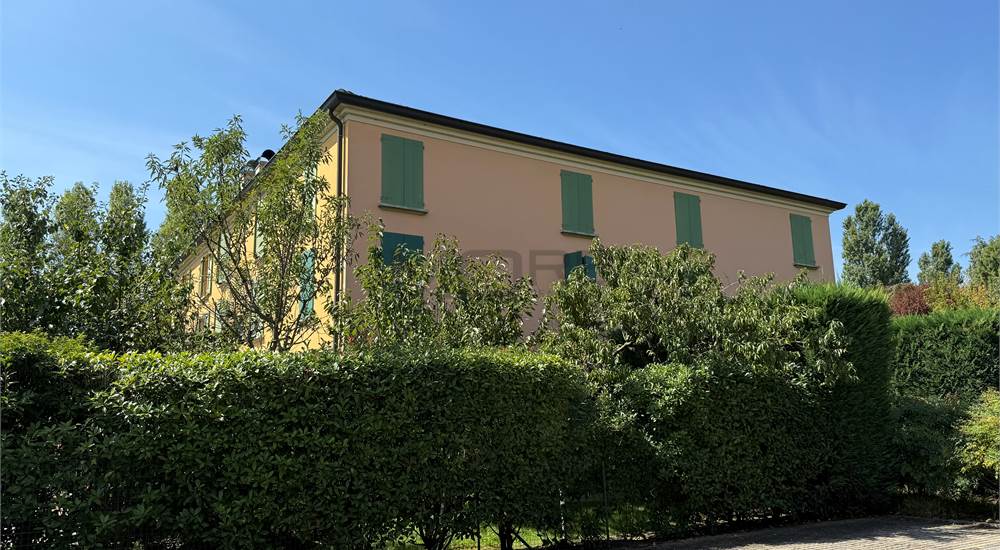 ESTERNO